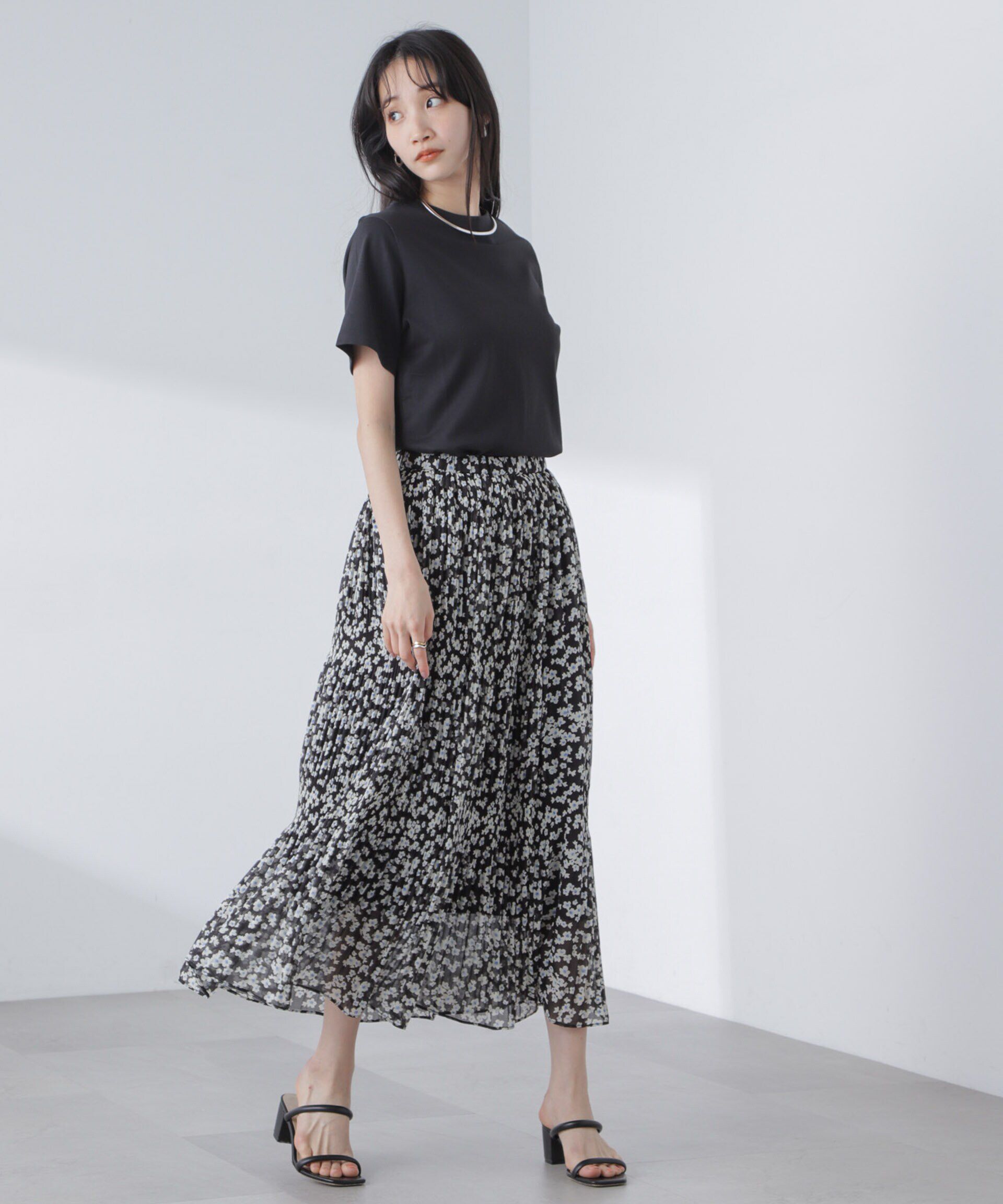 nano･universe「小花柄マジョリカプリーツスカート」|スカート|