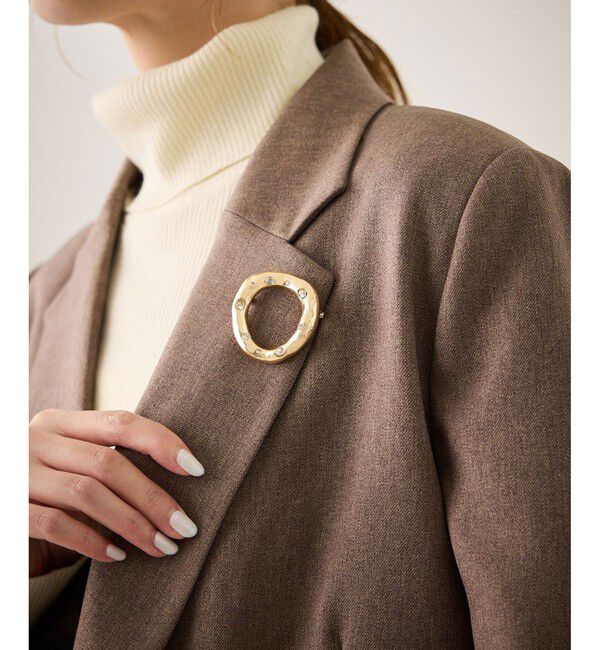 ROPE PICNIC PASSAGE「変形ラウンドブローチ」|ブローチ・コサージュ|ゴールド(90)