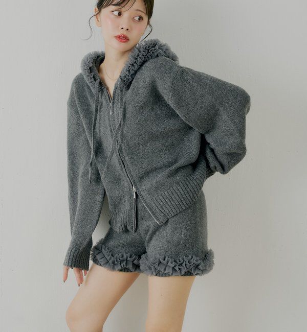  「【セットアップ対応】裾フリルニットショートパンツ」|チノ|チャコールグレー