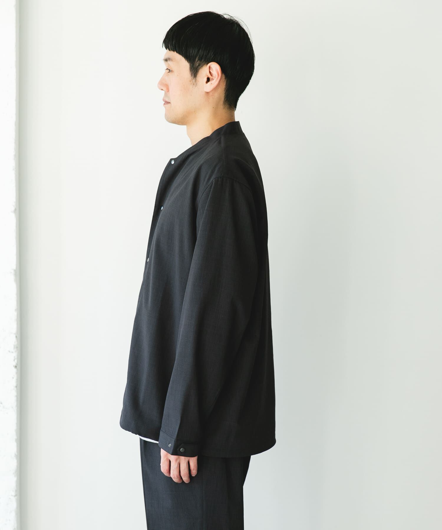 URBAN RESEARCH DOORS「『ｲｰｼﾞｰｹｱ/速乾/UVｶｯﾄ』ｸｲｯｸﾄﾞﾗｲ ﾉｰｶﾗｰﾗｲﾄﾌ  」|ブルゾン・スタジャン|