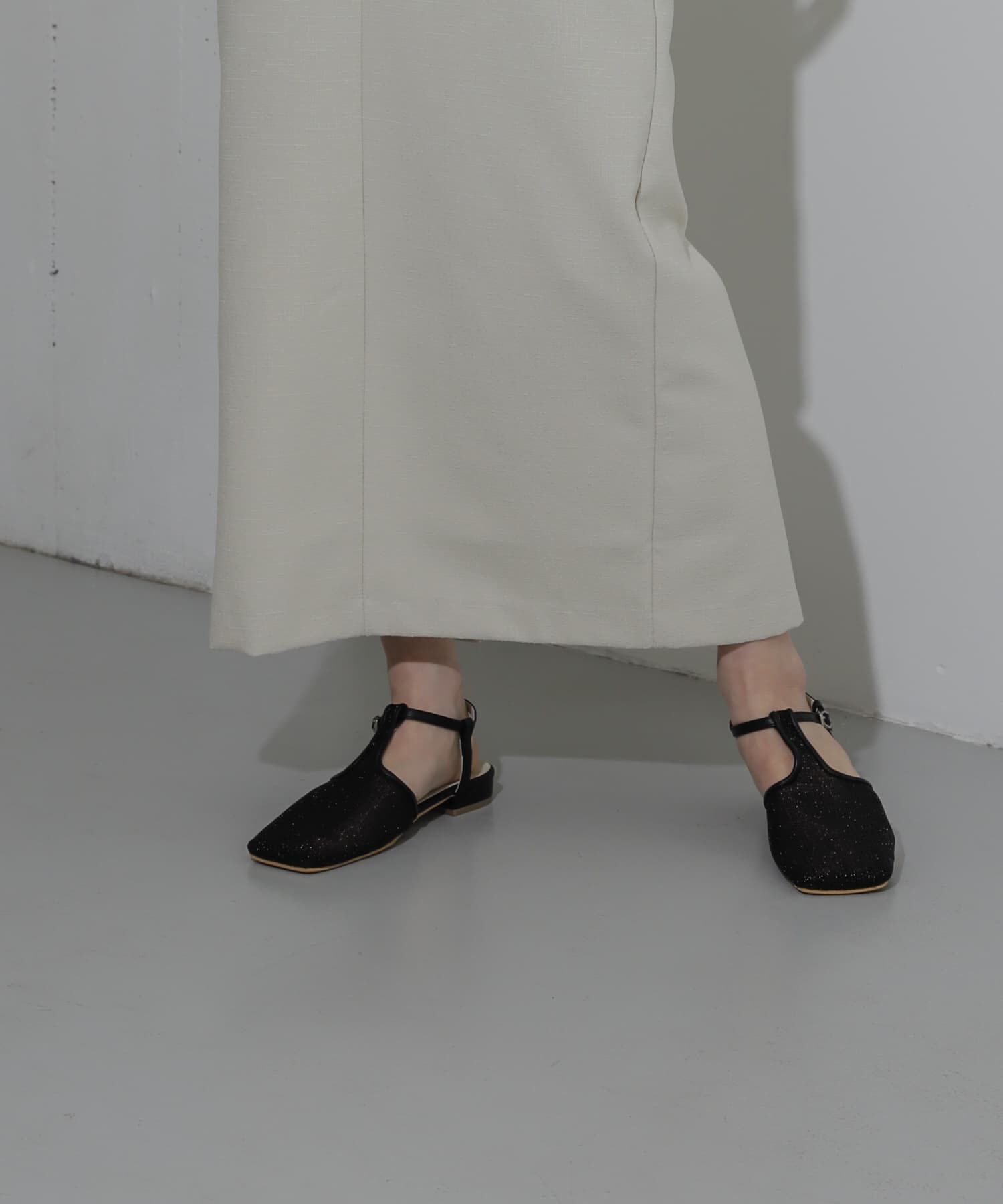 SENSE OF PLACE by URBAN RESEARCH「Tストラップメッシュサンダル」|サンダル|