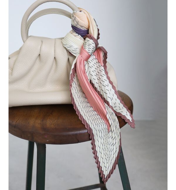  「《WEB限定アイテム》パネルフラワープリーツスカーフ」|バンダナ・スカーフ|