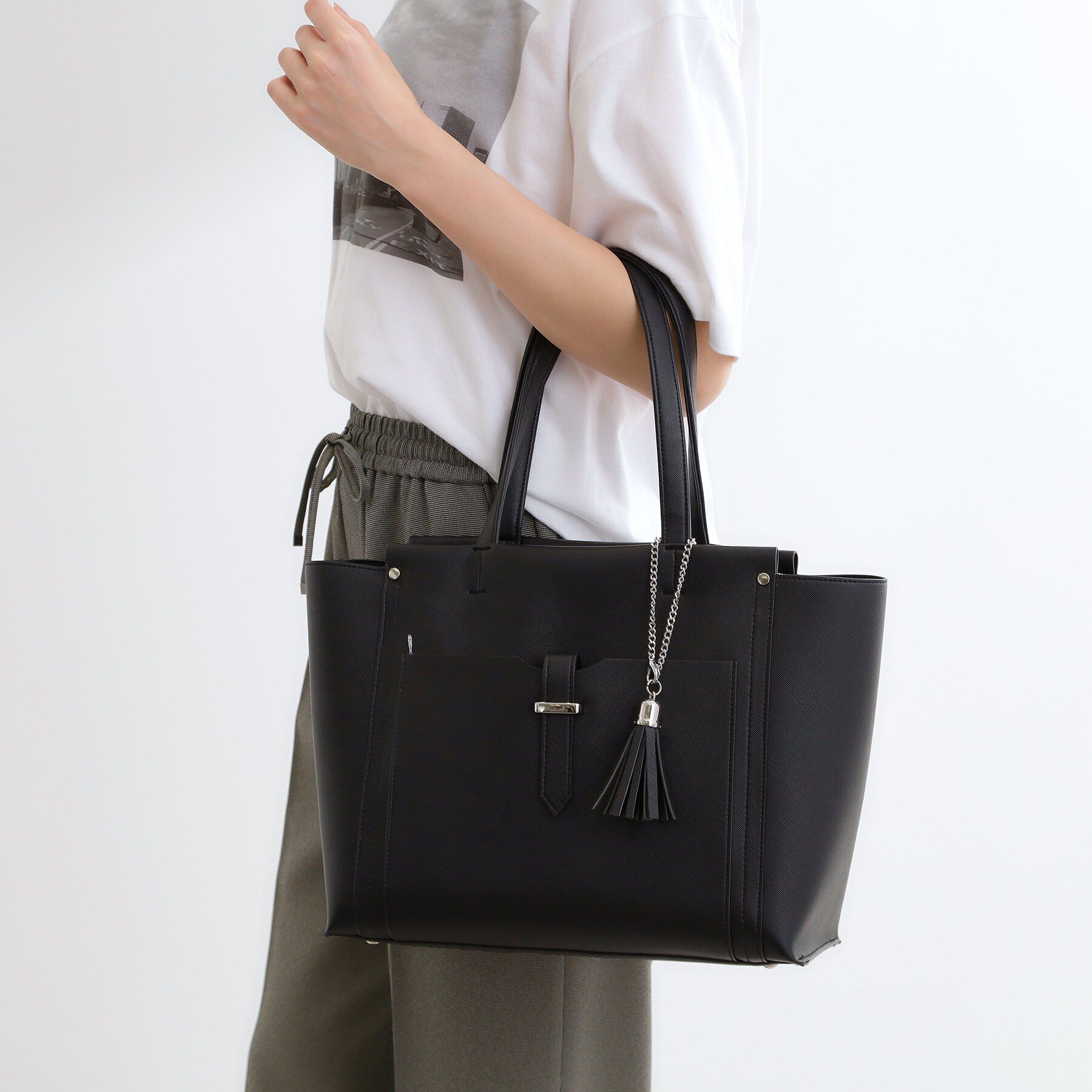 Reflect「【たっぷり収納！／通勤におすすめ】&rsquo;26春夏毎日バッグ」|トートバッグ|