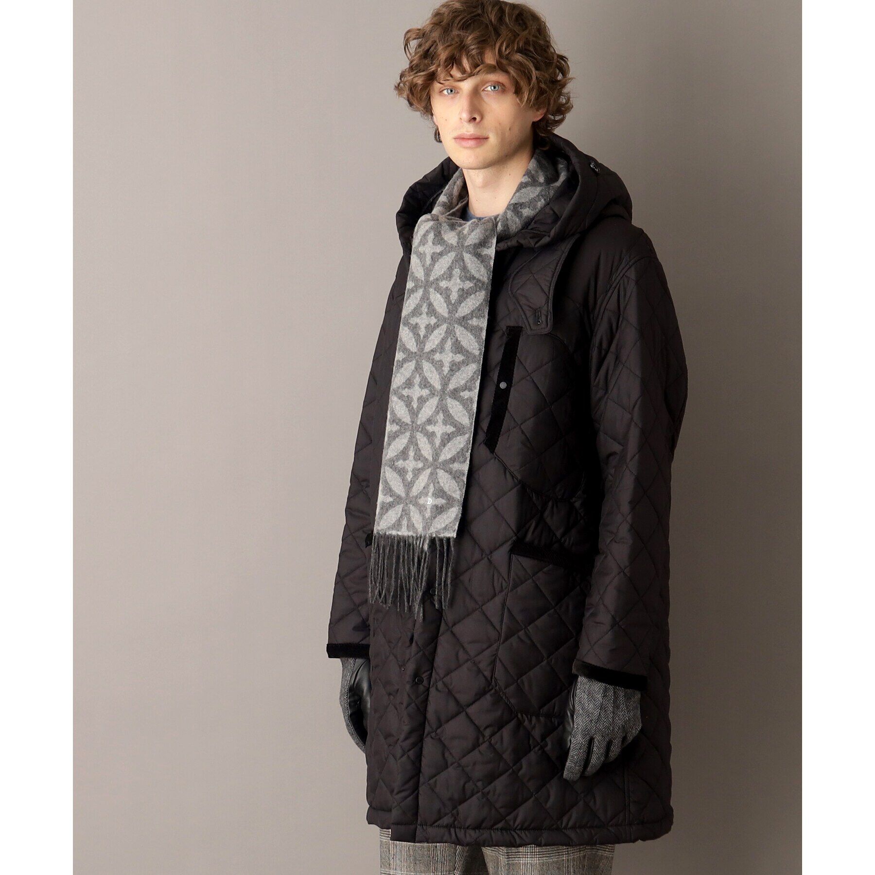 DRESSTERIOR「オーバーラップサークル モノトーンカシミヤ100%マフラー」|ストール|