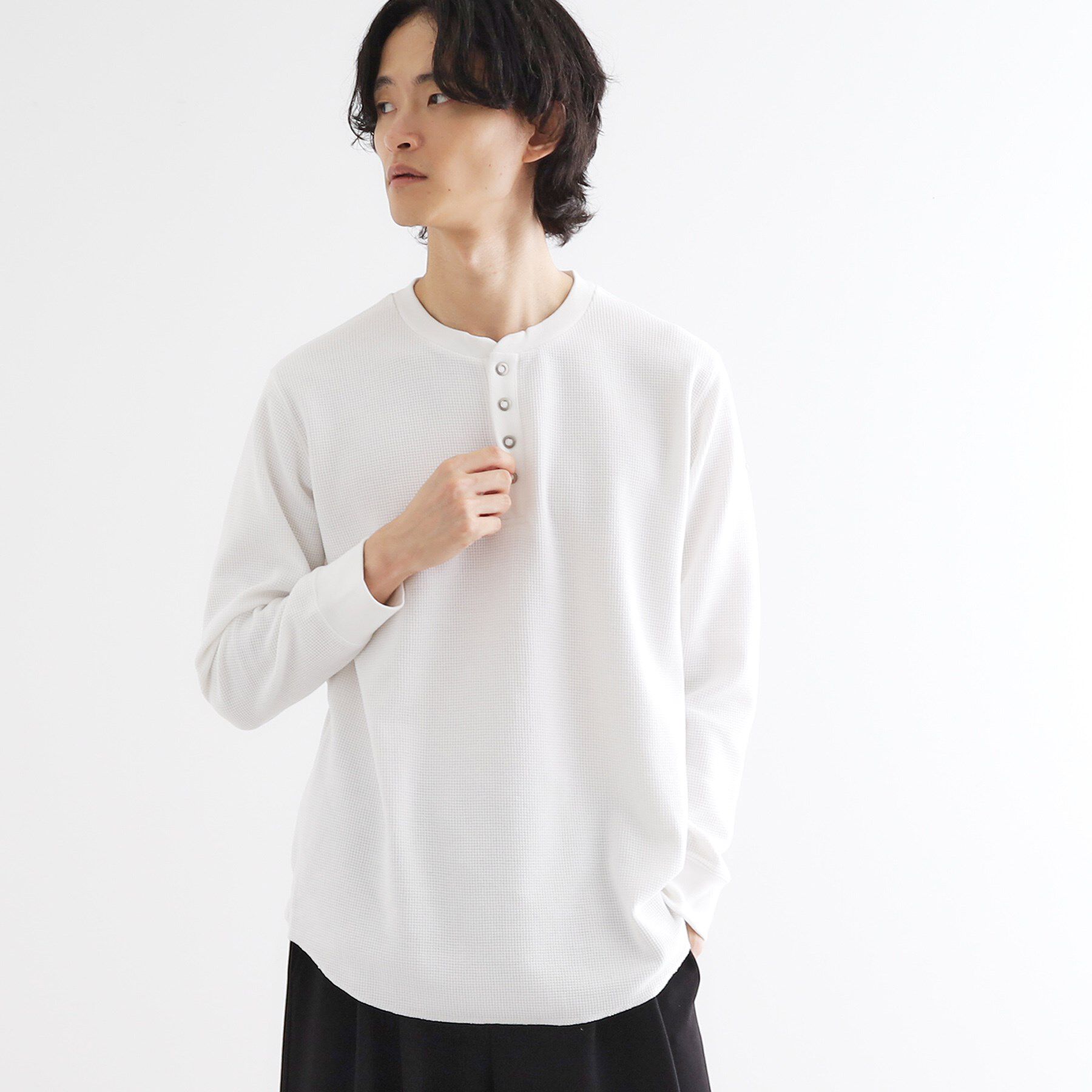 tk.TAKEO KIKUCHI「ワッフル＆スムースプレートヘンリーカットソー」|Tシャツ・カットソー|ホワイト(001)