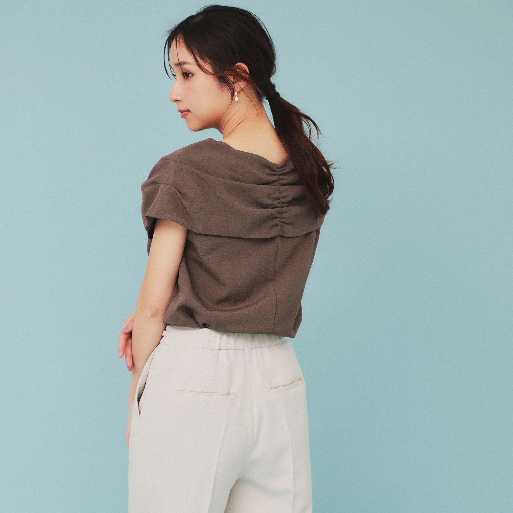 index「ビッグリボンショールブラウス【洗濯機洗い可/吸水速乾/防シワ/抗ピル/イージーアイロン】」|シャツ・ブラウス|