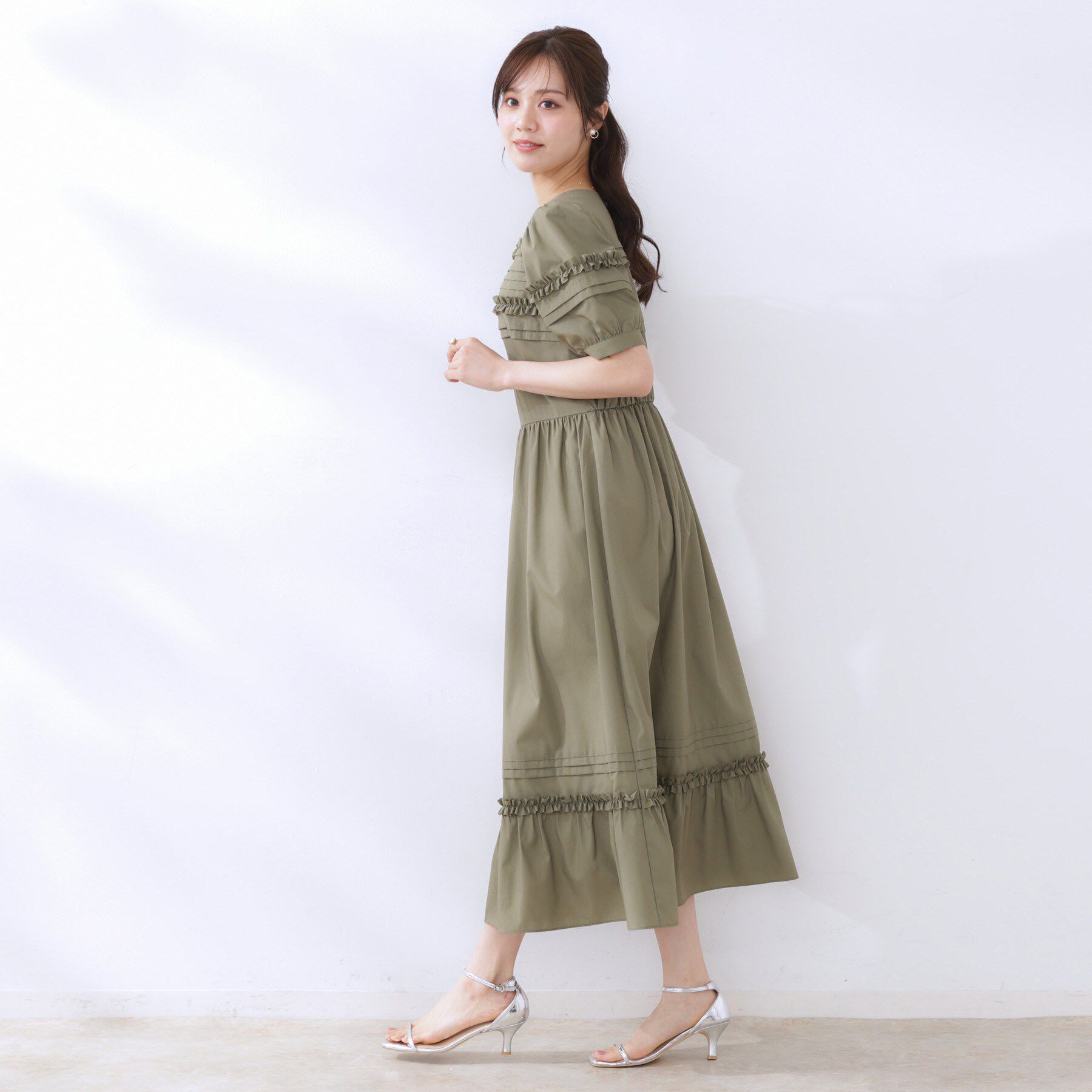 Couture broach「エシカルコットン タック＆フリルワンピース」|ワンピース|