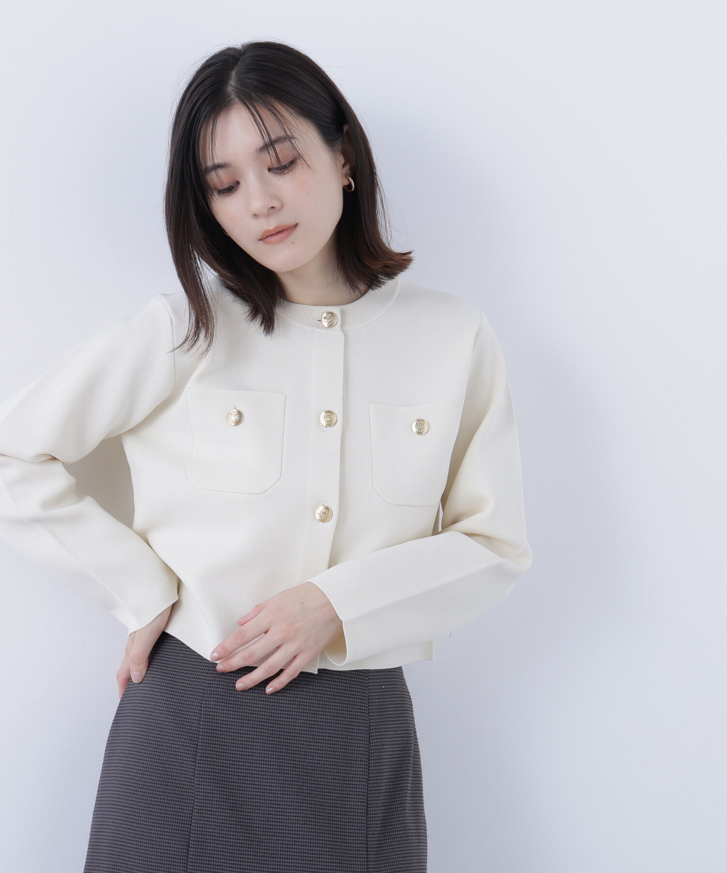  「エンブレムボタンニットジャケット」|ニット・セーター|