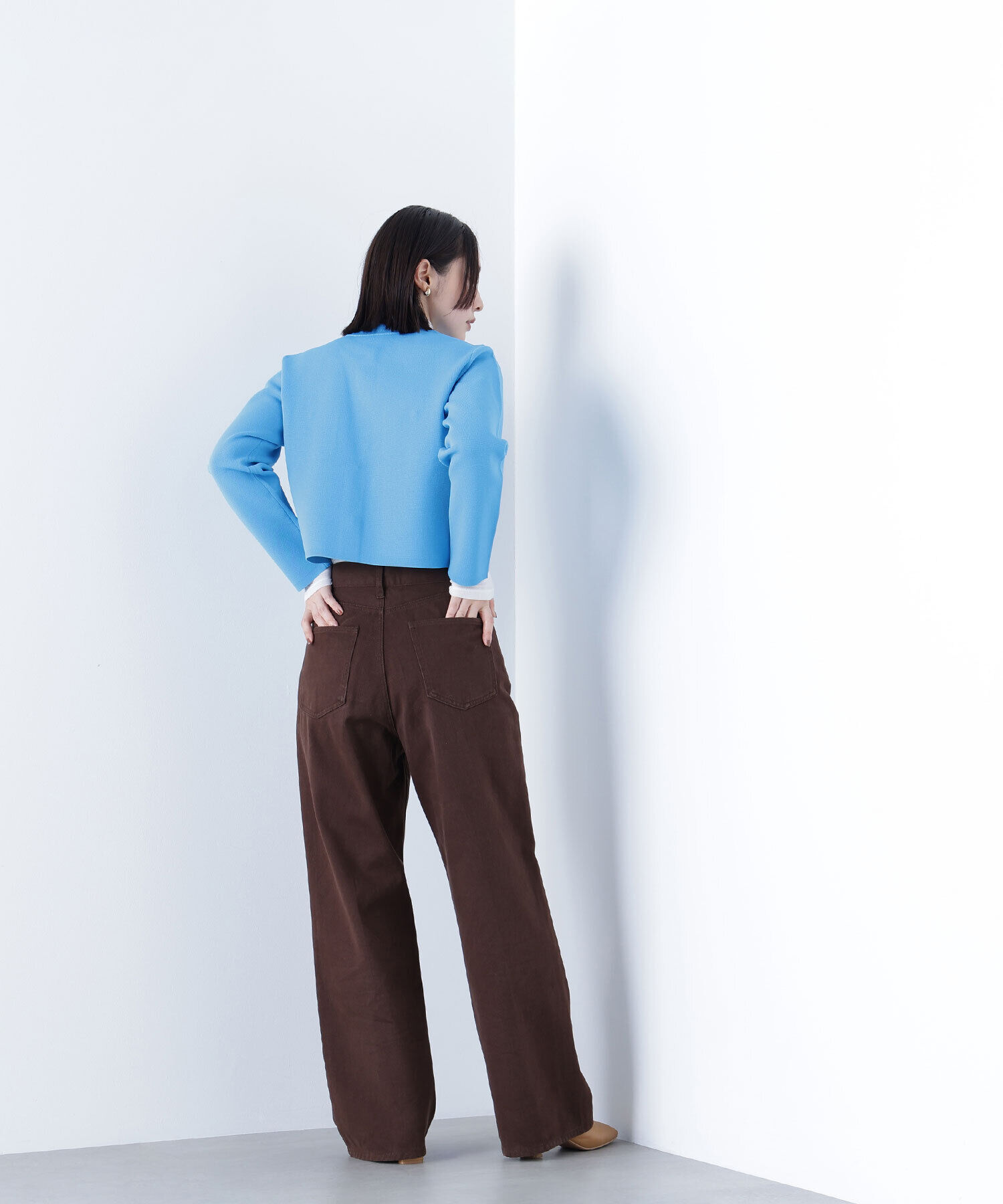  「エンブレムボタンニットジャケット」|ニット・セーター|