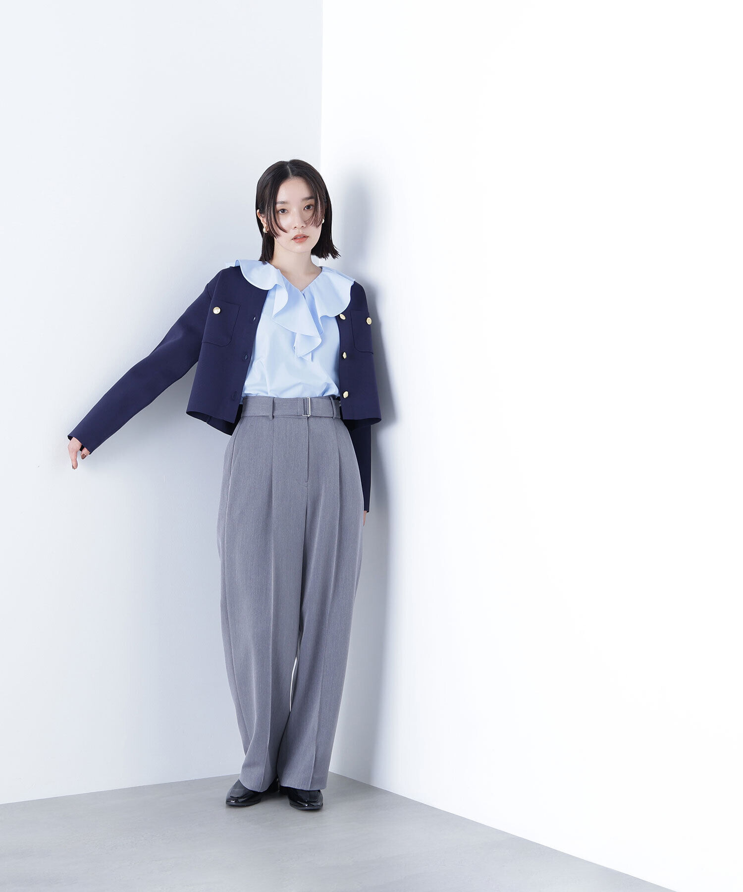  「エンブレムボタンニットジャケット」|ニット・セーター|