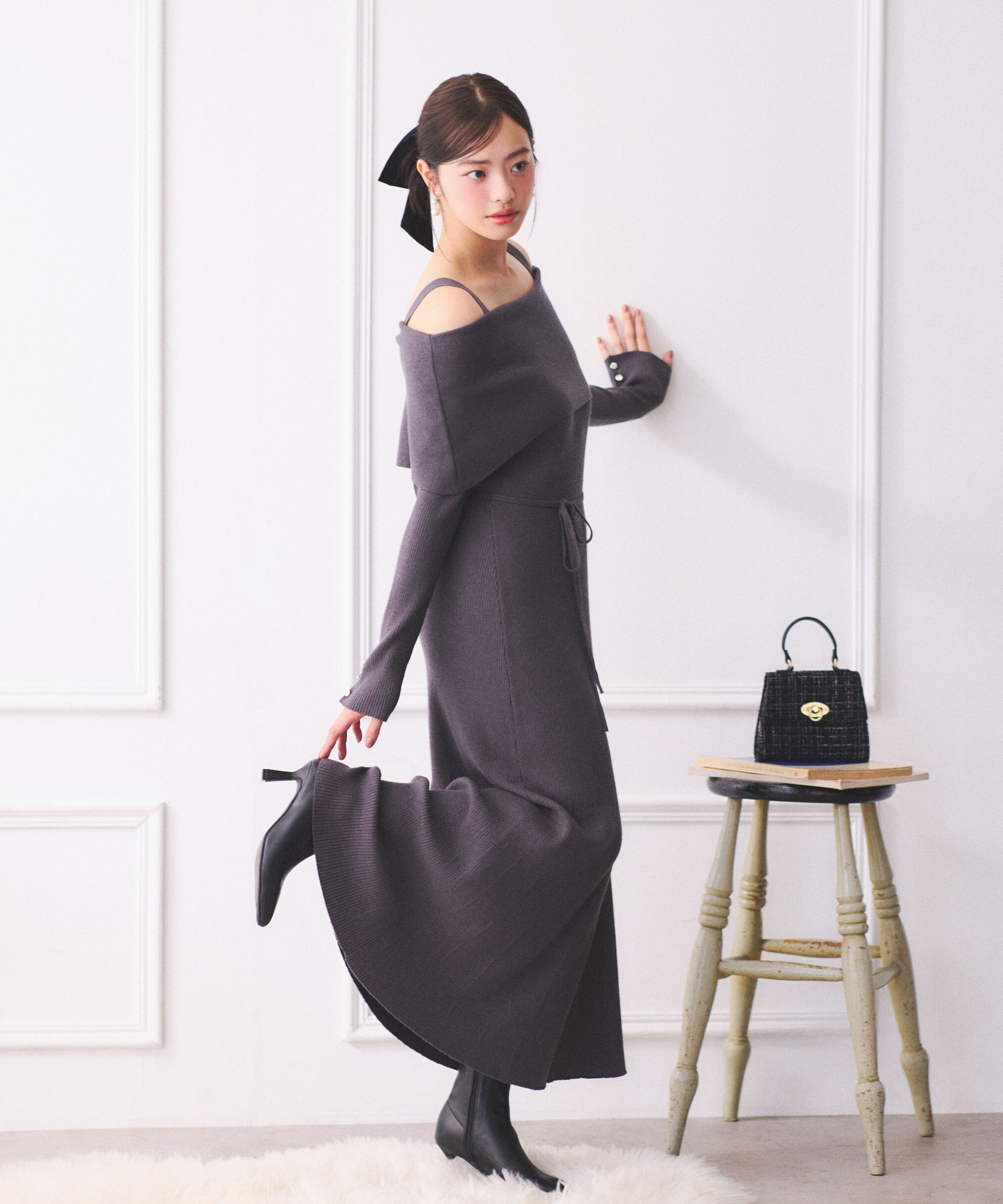 PROPORTION BODY DRESSING「オフショルリブニットワンピース 25AW」|ワンピース|チャコール2