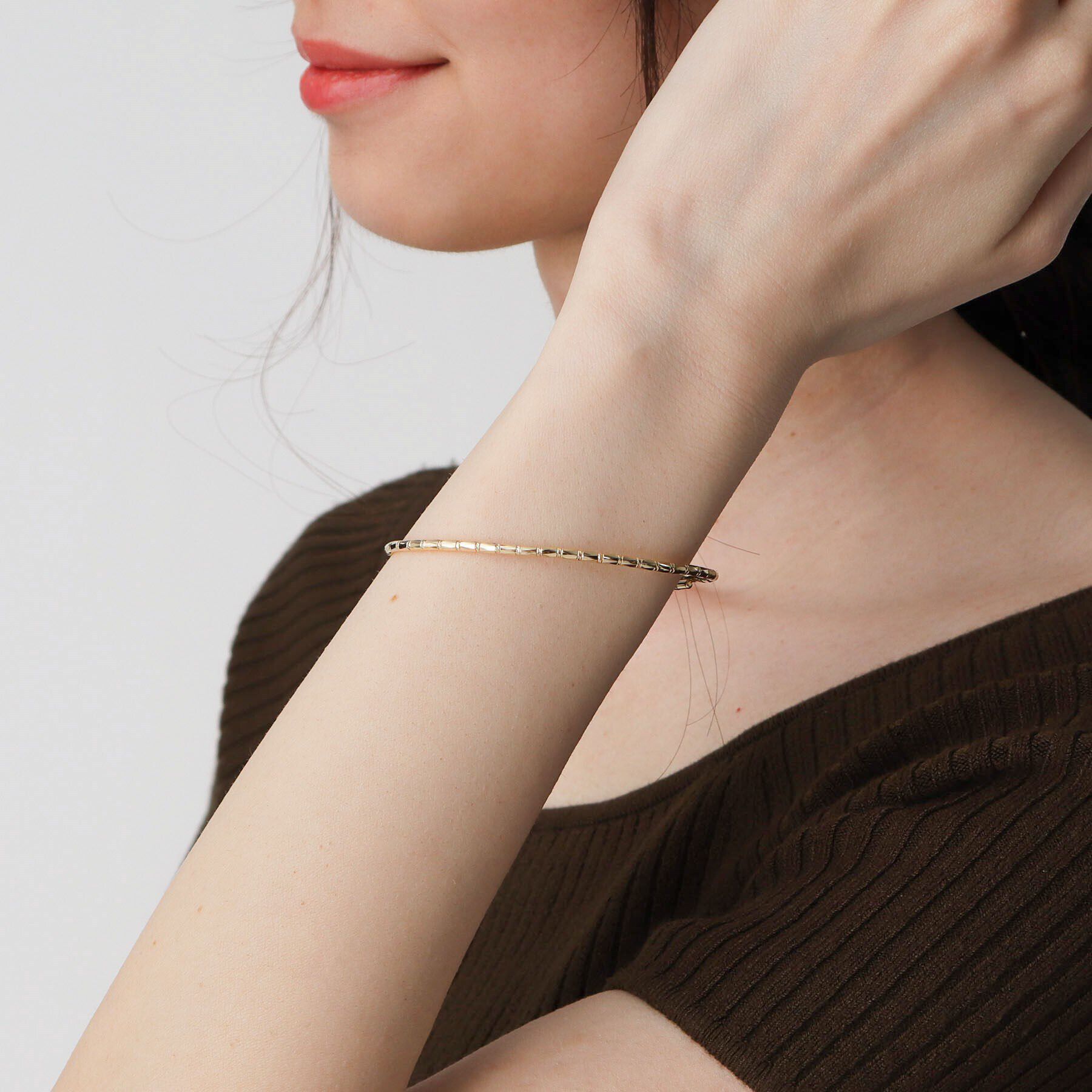 COCOSHNIK「K10カットビーズ マグネットバングル」|ブレスレット・バングル|