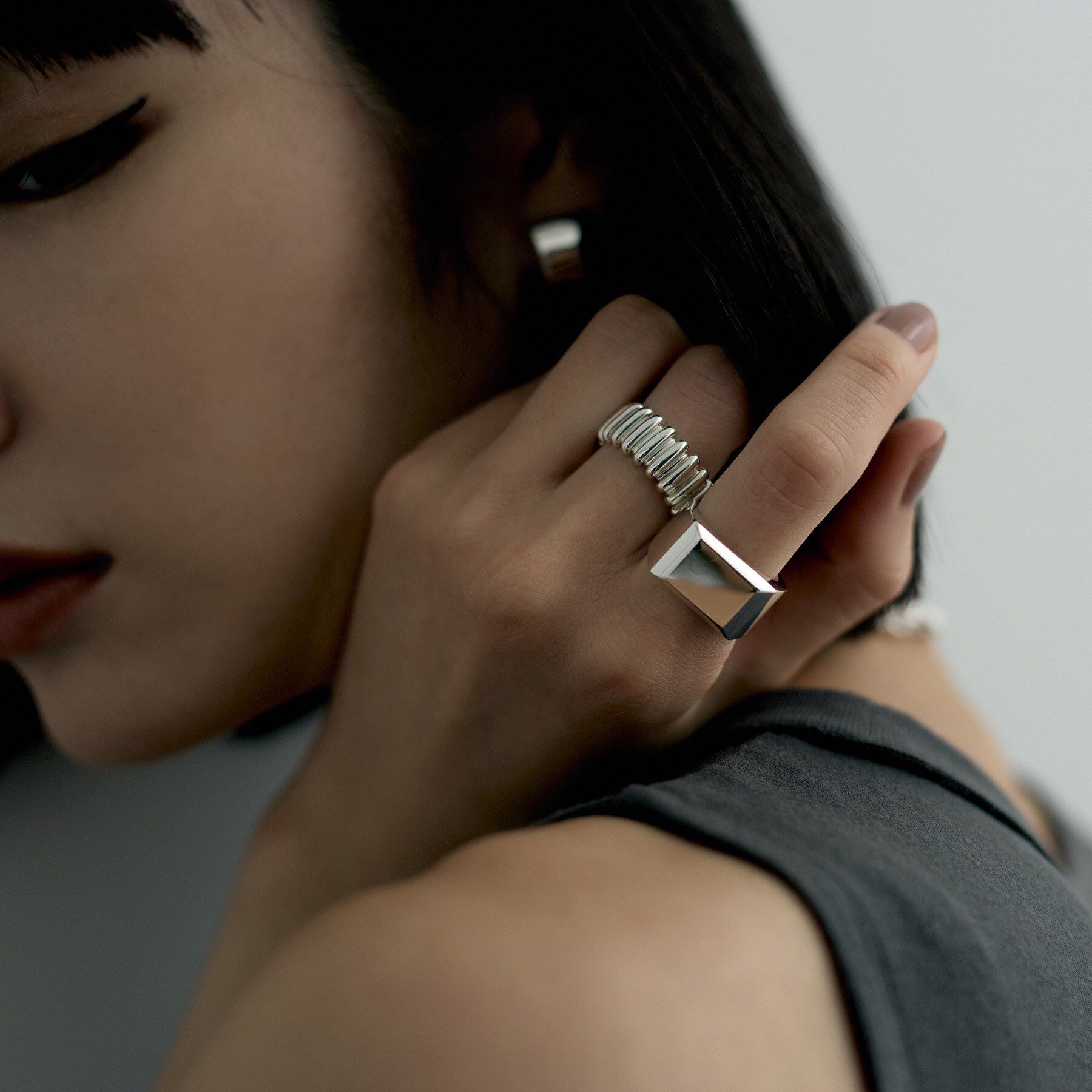 COCOSHNIK ONKITSCH「シルバー バケットカット シグネットリング」|リング|