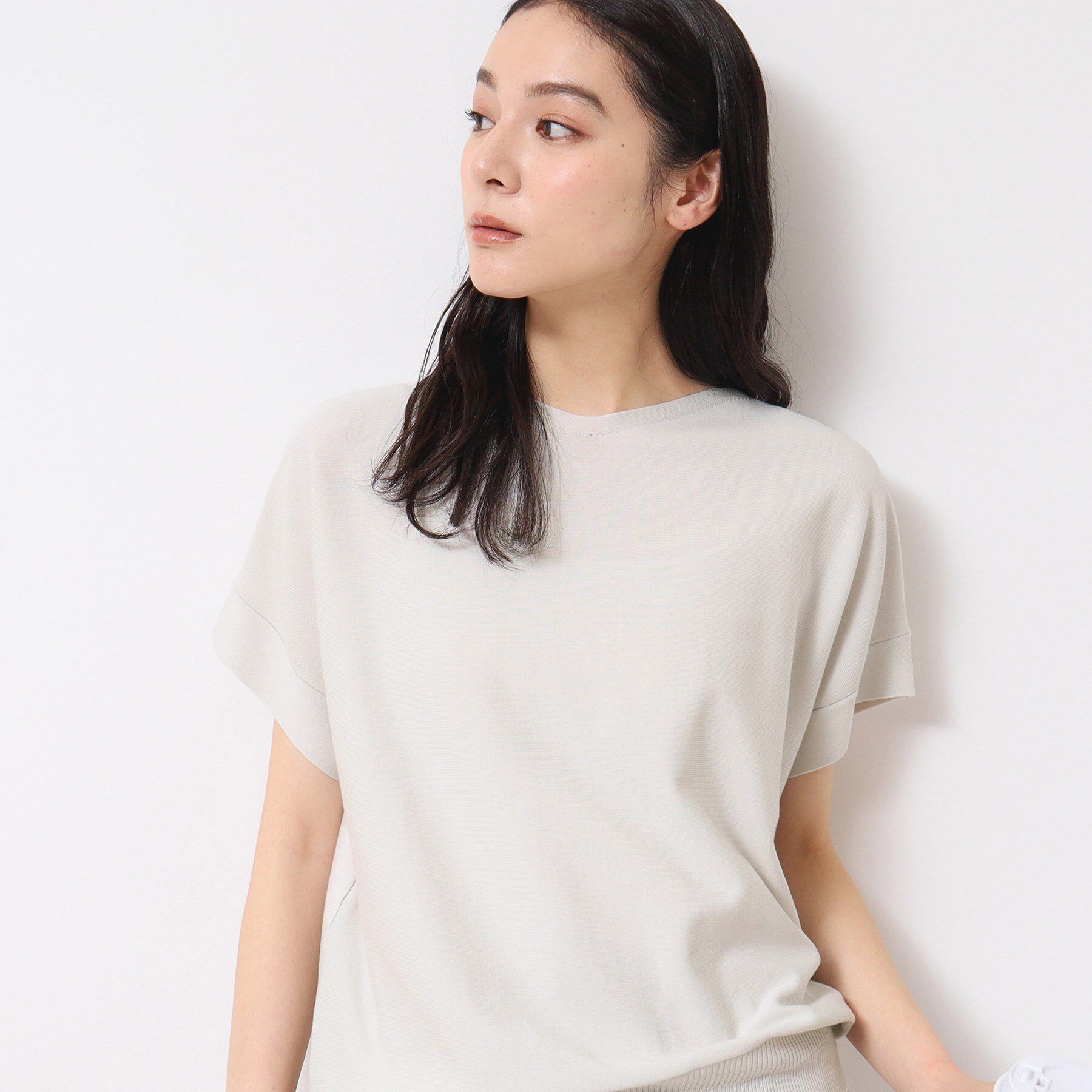 Dessin「【洗える・4サイズ展開】後ろボタンニットプルオーバーフレンチスリーブ」|ニット・セーター|