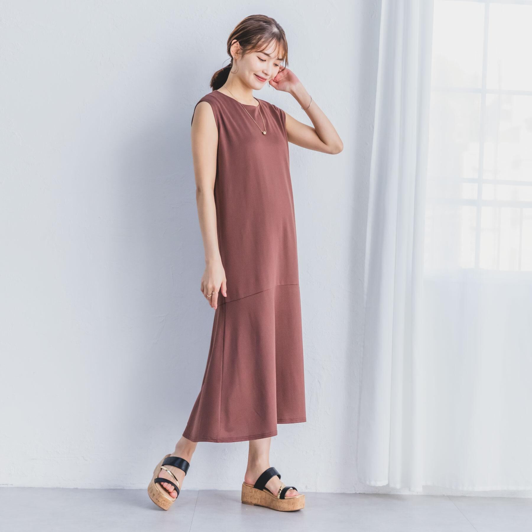 ITS&rsquo;DEMO「【清涼感／吸水速乾／洗濯機OK／洗濯後しわになりにくい】カットミラノペプラムワンピース」|ワンピース|