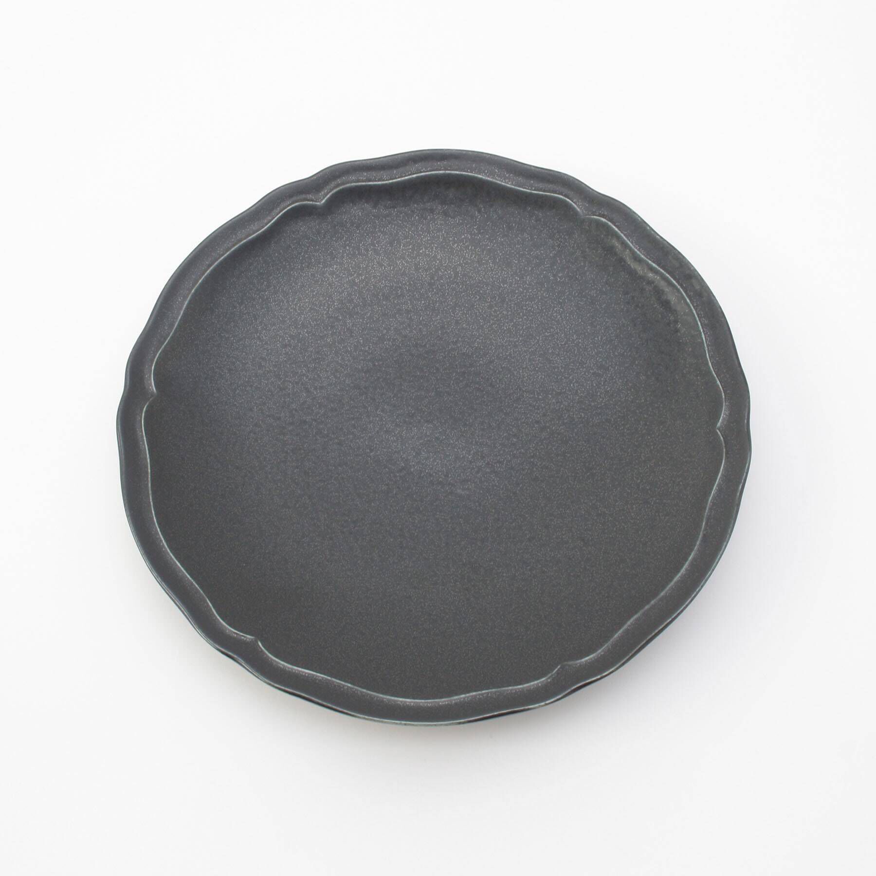 212 KITCHEN STORE「梨花 プレート 24cm マットBK」|食器・キッチングッズ|