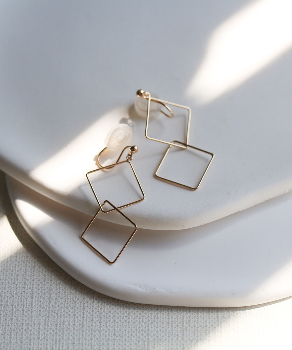  「ゴールド スクエア イヤリング | K10YG」|イヤリング|K10 イエローゴールド