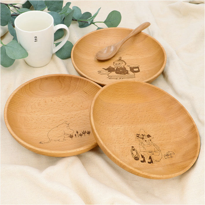 BACKYARD FAMILY「ムーミン 食器 通販 木製 プレート 皿 お皿 ラウンドプレート 丸皿 ラウンドディッシュ M」|食器・キッチングッズ|