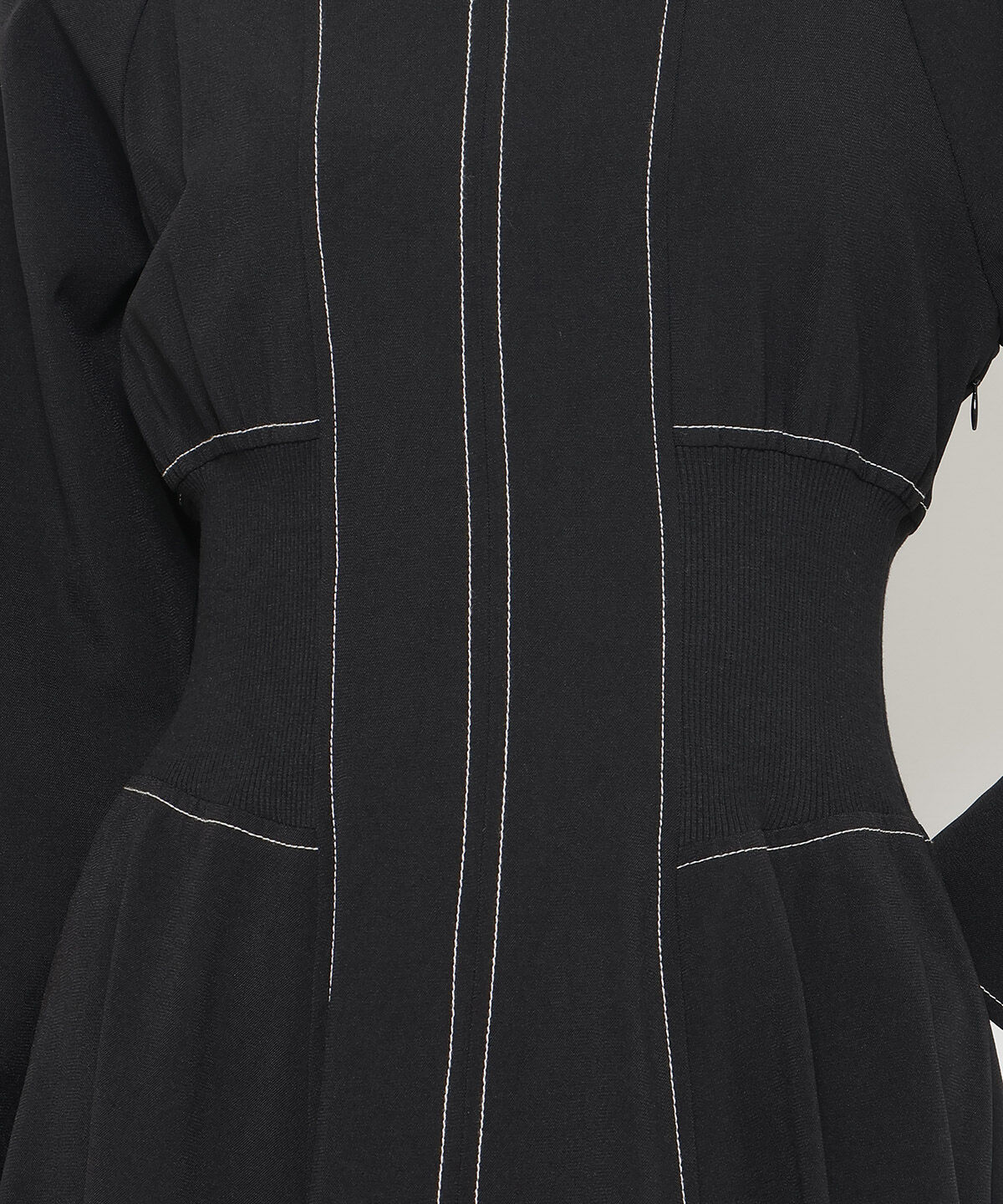 アンドクチュール「ウエストリブ配色ステッチワンピース」|ワンピース|