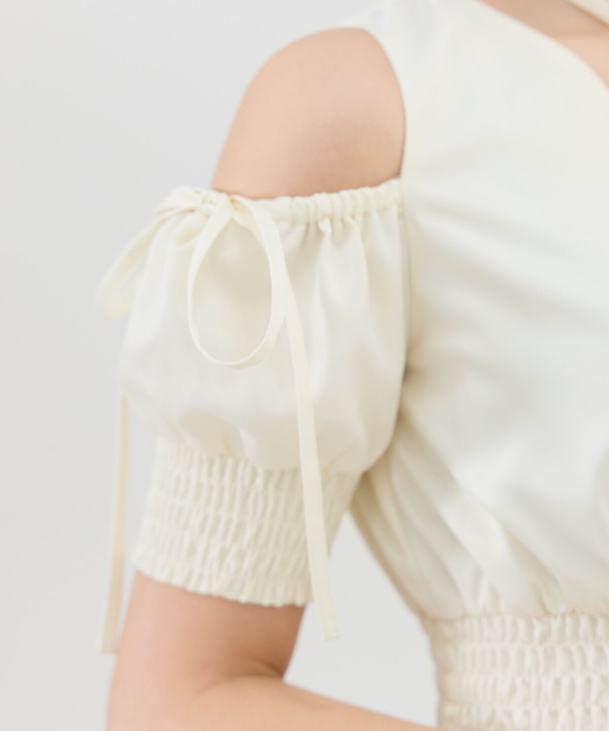 REDYAZEL「シャーリングオープンショルダーワンピース」|ワンピース|