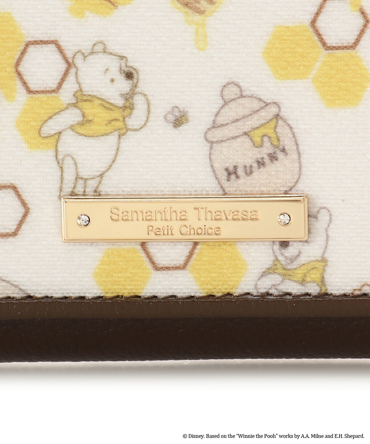 Samantha Thavasa Petit Choice「『くまのプーさん』コレクション 折財布(総柄)」|財布|