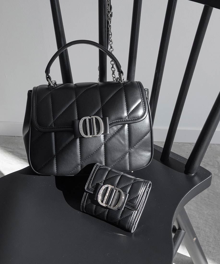  「ビジューパーツキルティング三つ折りウォレット」|財布|