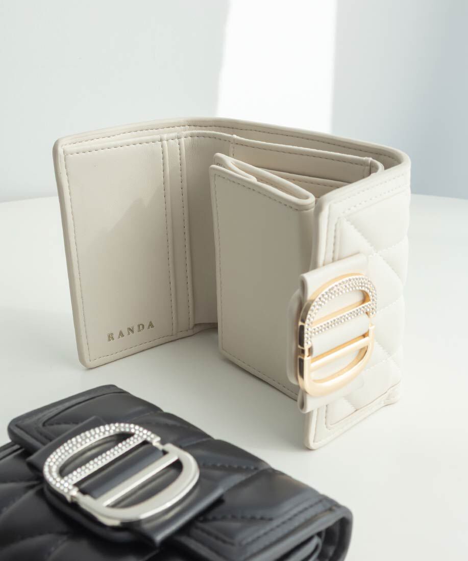  「ビジューパーツキルティング三つ折りウォレット」|財布|