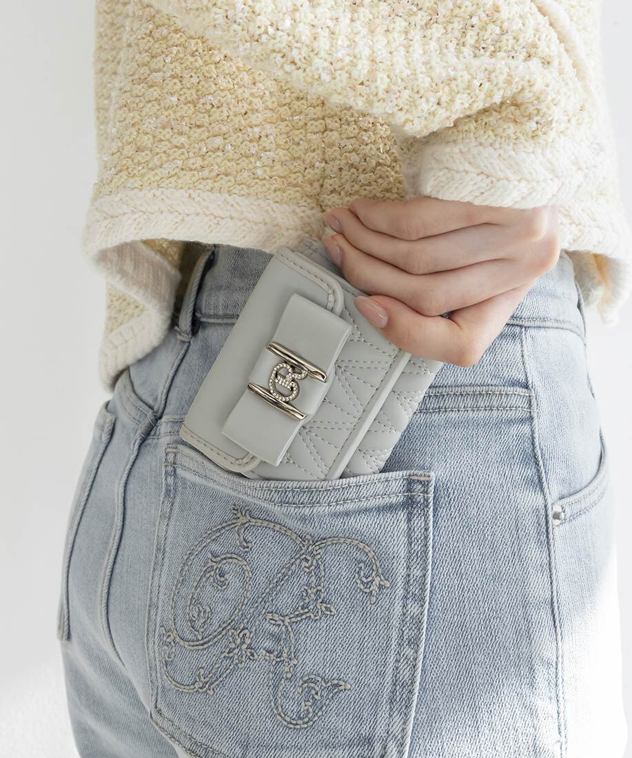  「ビジューモノグラムリボン三つ折りウォレット」|財布|