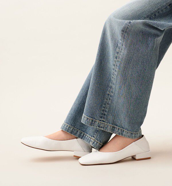 ODETTE E ODILE「スクエアセンターシーム フラット25&darr;&uarr;」|パンプス|