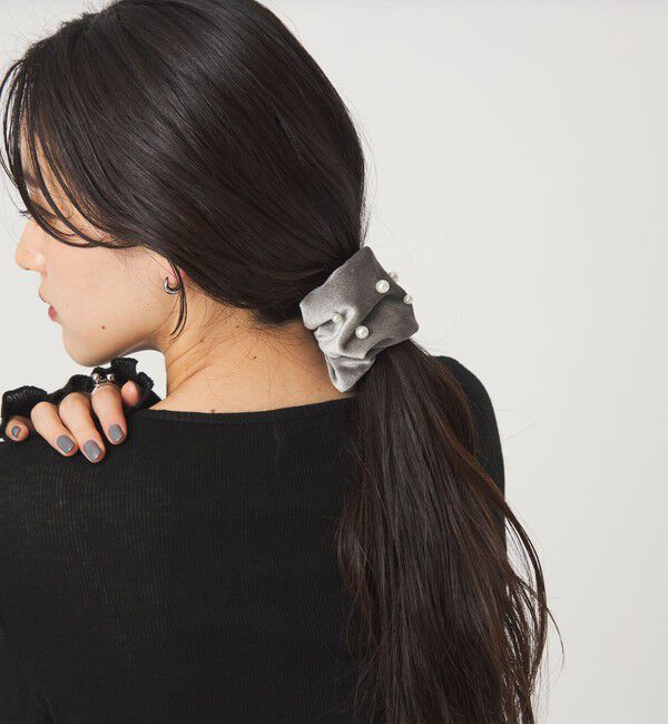 UNITED ARROWS green label relaxing「【WEB限定】起毛 ヘアカフ（フェイクパール）クラップカフ / ポニーフック / フックポニー」|ヘアゴム・シュシュ|