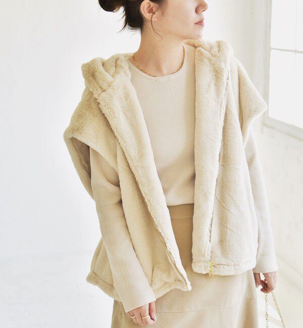 quaranciel「quaranciel: フーディー フェイクファー ドロスト ジップ ショート ベスト」|ダウンベスト・ベスト|