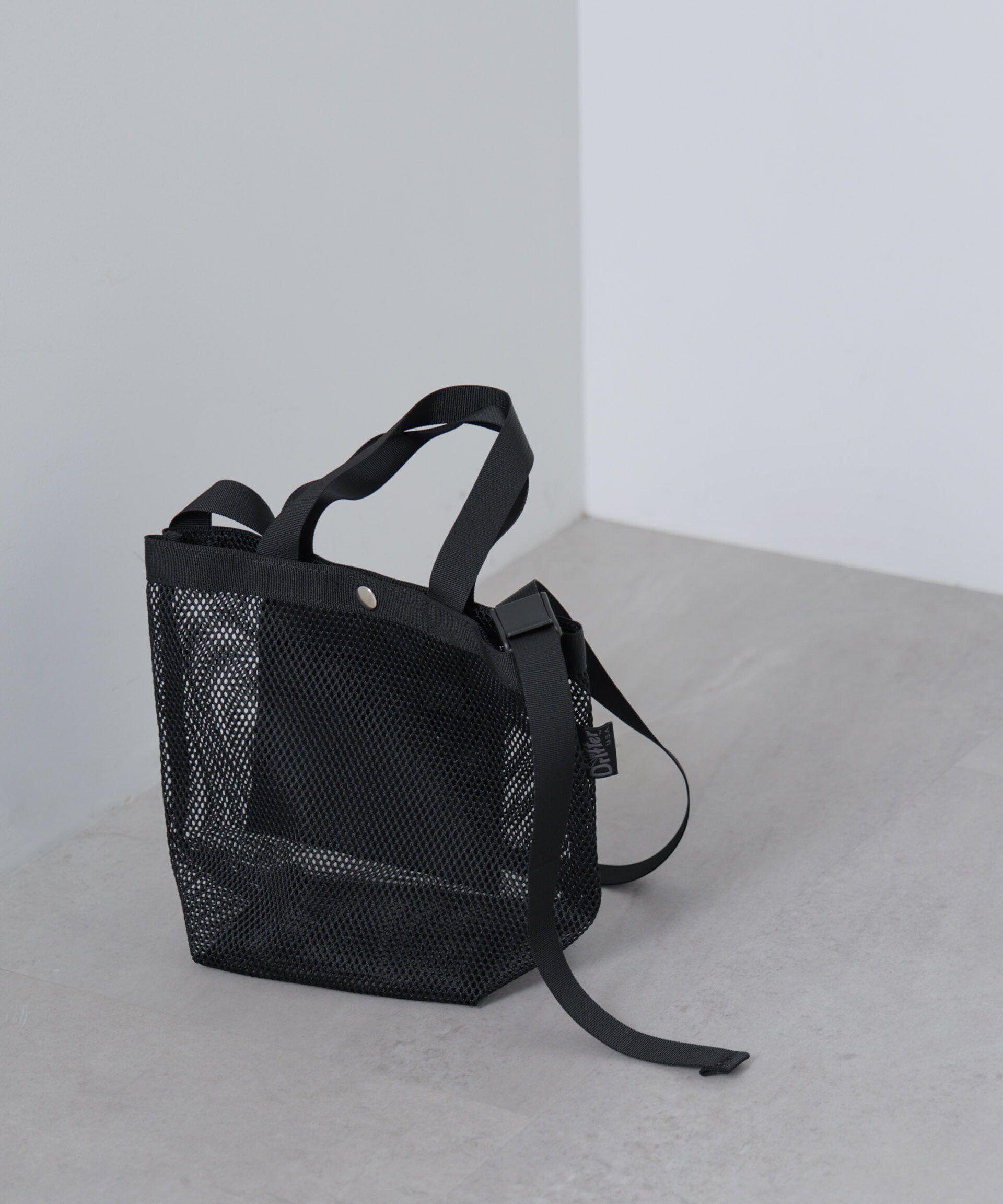 nano･universe「Drifter/別注 NU MESH TOTE」|ショルダー・メッセンジャー|ブラック