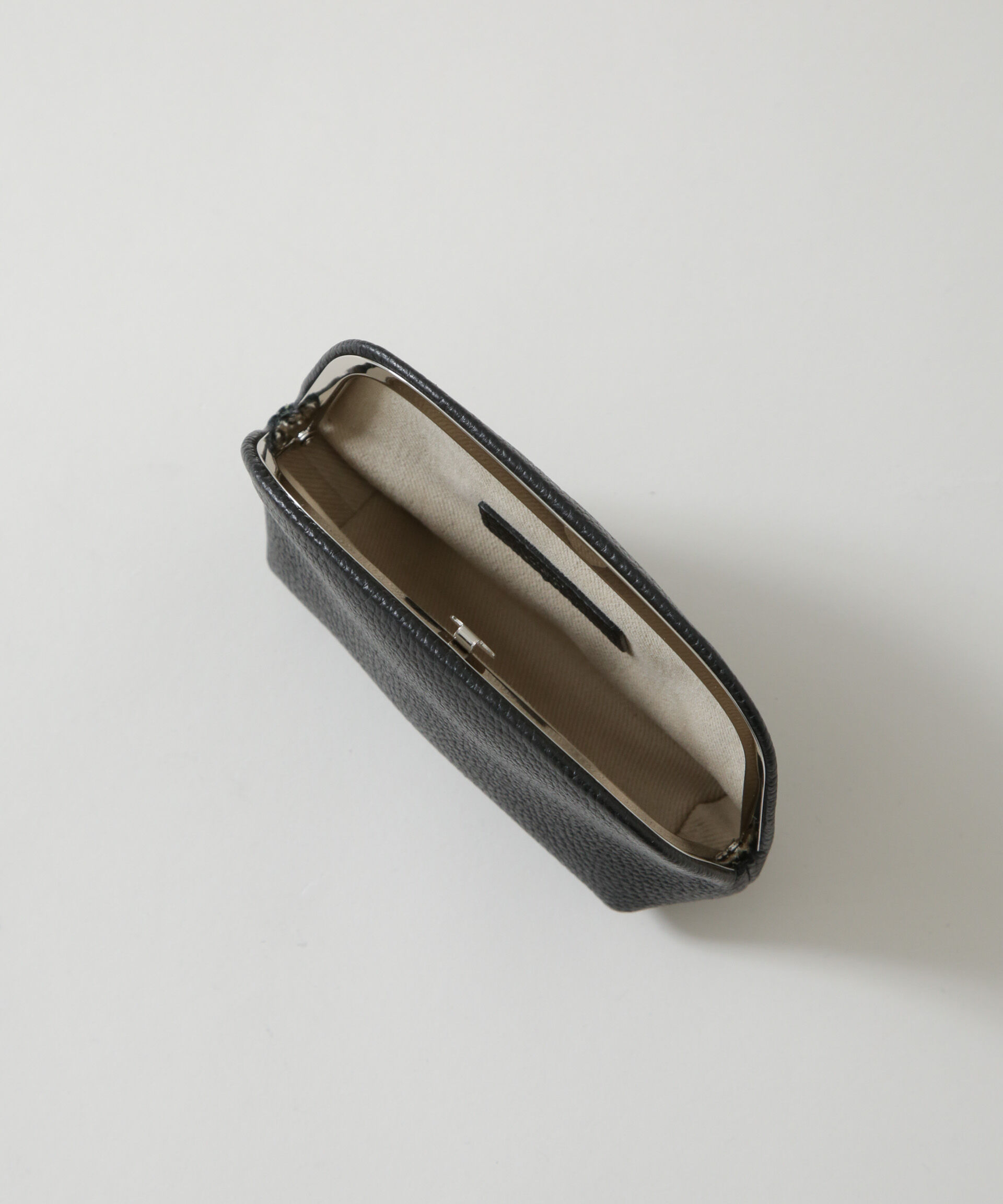 nano･universe「LUMEN/PAVE FRAME POUCH」|財布|