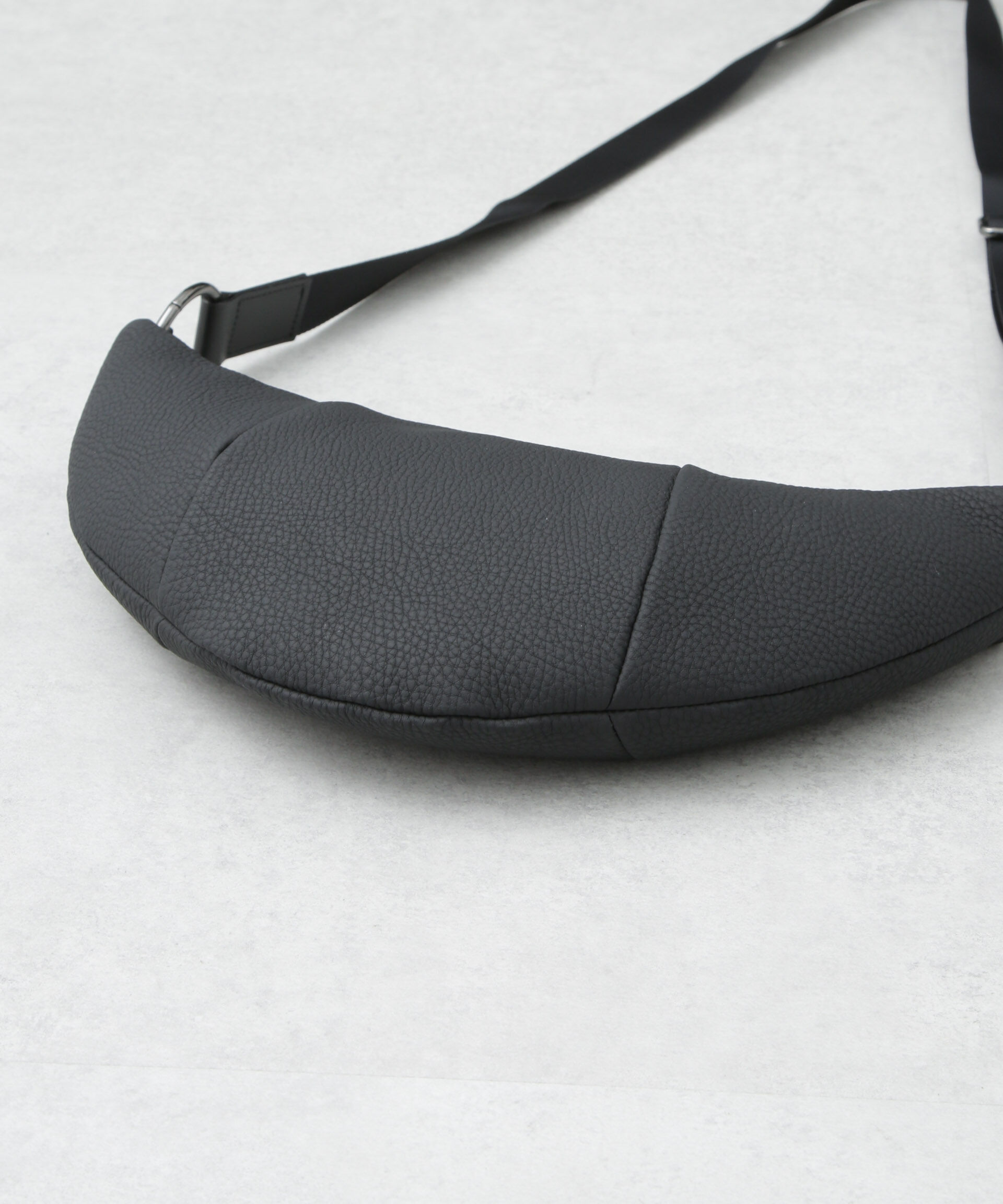 nano･universe「ITTI/別注 MINI MOON BAG」|ショルダー・メッセンジャー|