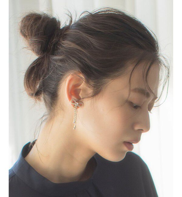 組曲「【好評につき追加販売】ダイヤレーンリボンイヤリング」|イヤリング|ゴールド系