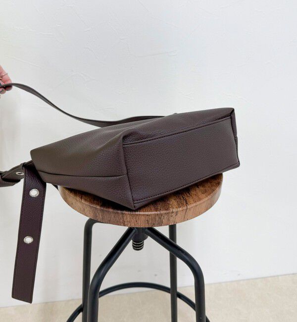 fredy emue「ハトメベルトショルダーバッグ」|ショルダー・メッセンジャー|