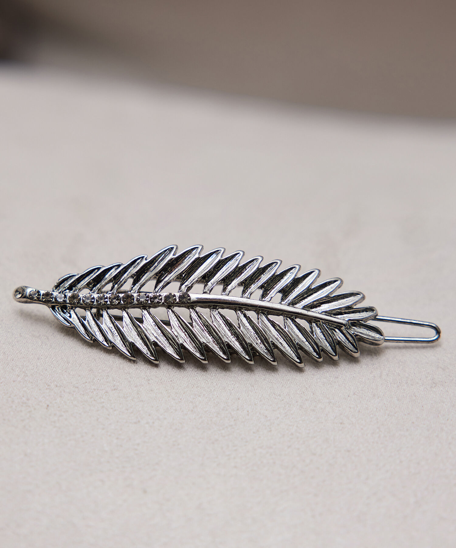 ROP&Eacute;「フェザーモチーフローマピン」|その他|