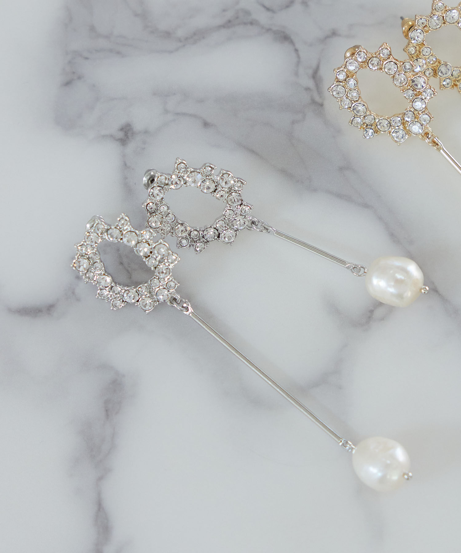 VIS「オーバルビジュー淡水パールピアス」|ピアス|シルバー(93)