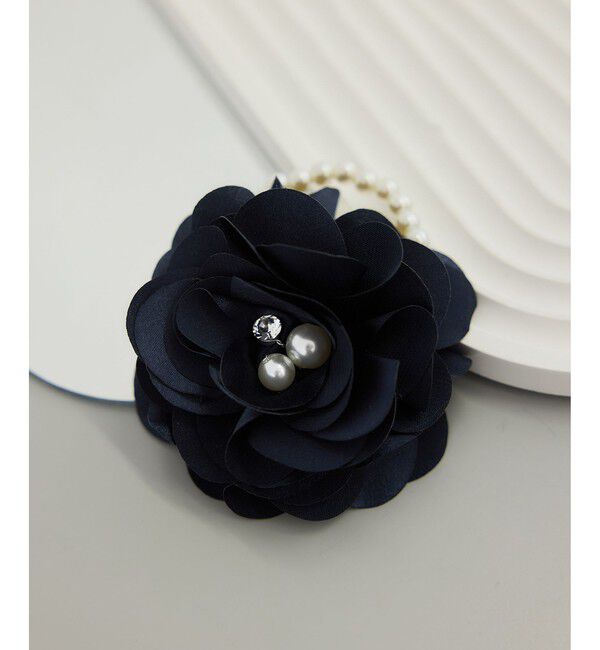 ROPE PICNIC PASSAGE「パール&times;サテンフラワーコサージュ」|ブローチ・コサージュ|