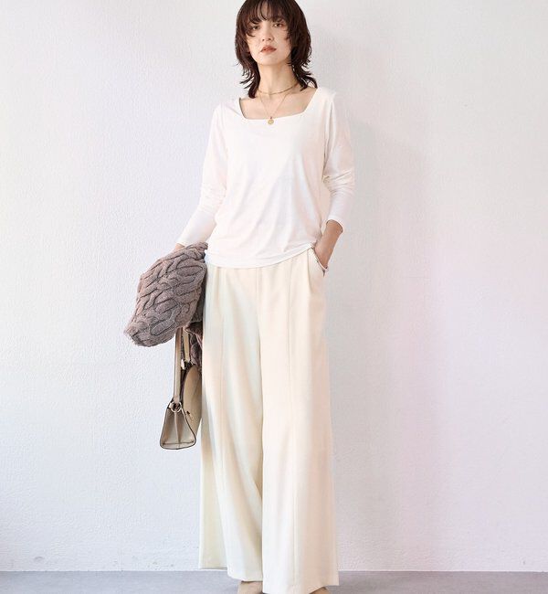  「【ニットのインナーにも】スクエアネックカットソー」|Tシャツ・カットソー|