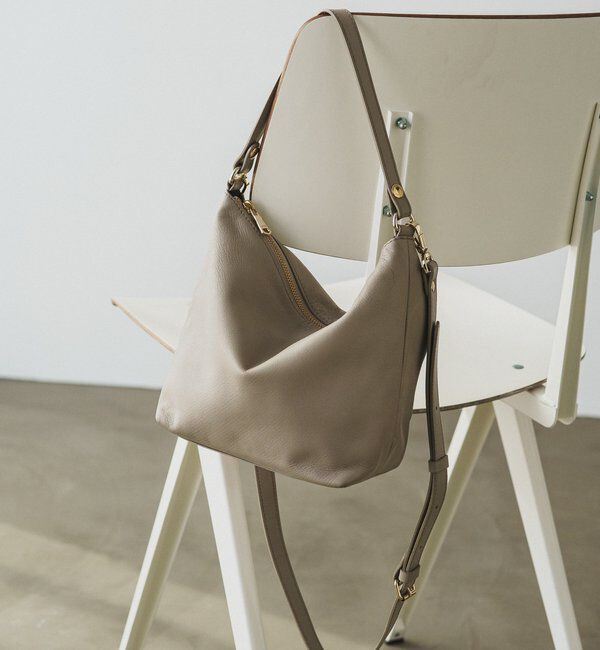  「《3/4～価格改定》ソフトレザーシンプルショルダーバッグ 」|ショルダー・メッセンジャー|