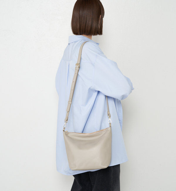  「《3/4～価格改定》ソフトレザーシンプルショルダーバッグ 」|ショルダー・メッセンジャー|