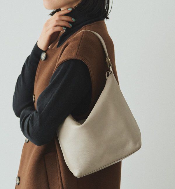  「《3/4～価格改定》ソフトレザーシンプルショルダーバッグ 」|ショルダー・メッセンジャー|