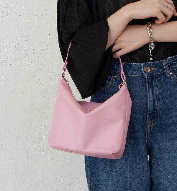  「《3/4～価格改定》ソフトレザーシンプルショルダーバッグ 」|ショルダー・メッセンジャー|