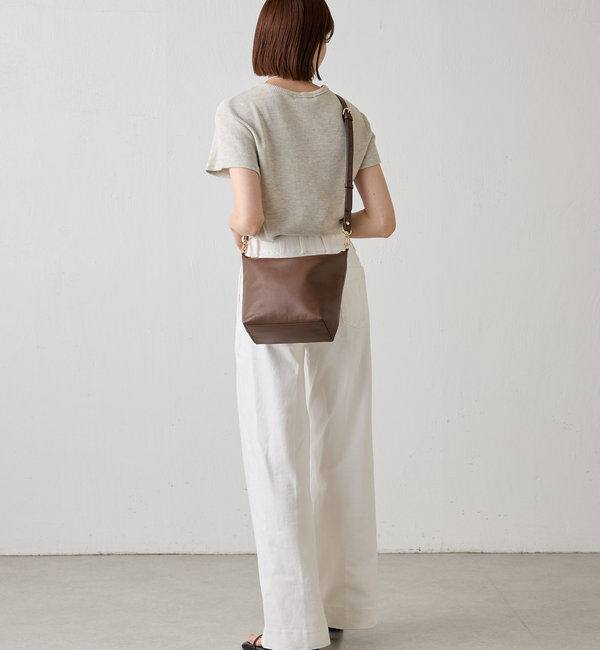  「《3/4～価格改定》ソフトレザーシンプルショルダーバッグ 」|ショルダー・メッセンジャー|