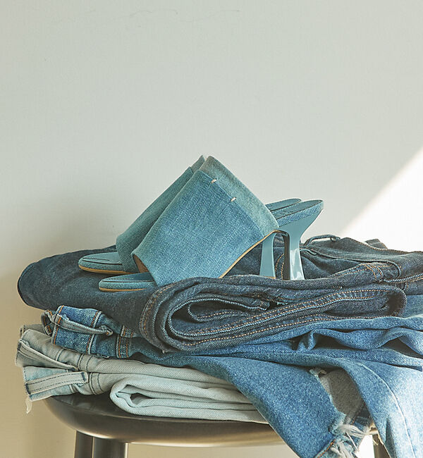 AU BANNISTER「【40周年】【Betty Smith別注】コラボユニークヒールミュール」|サンダル|