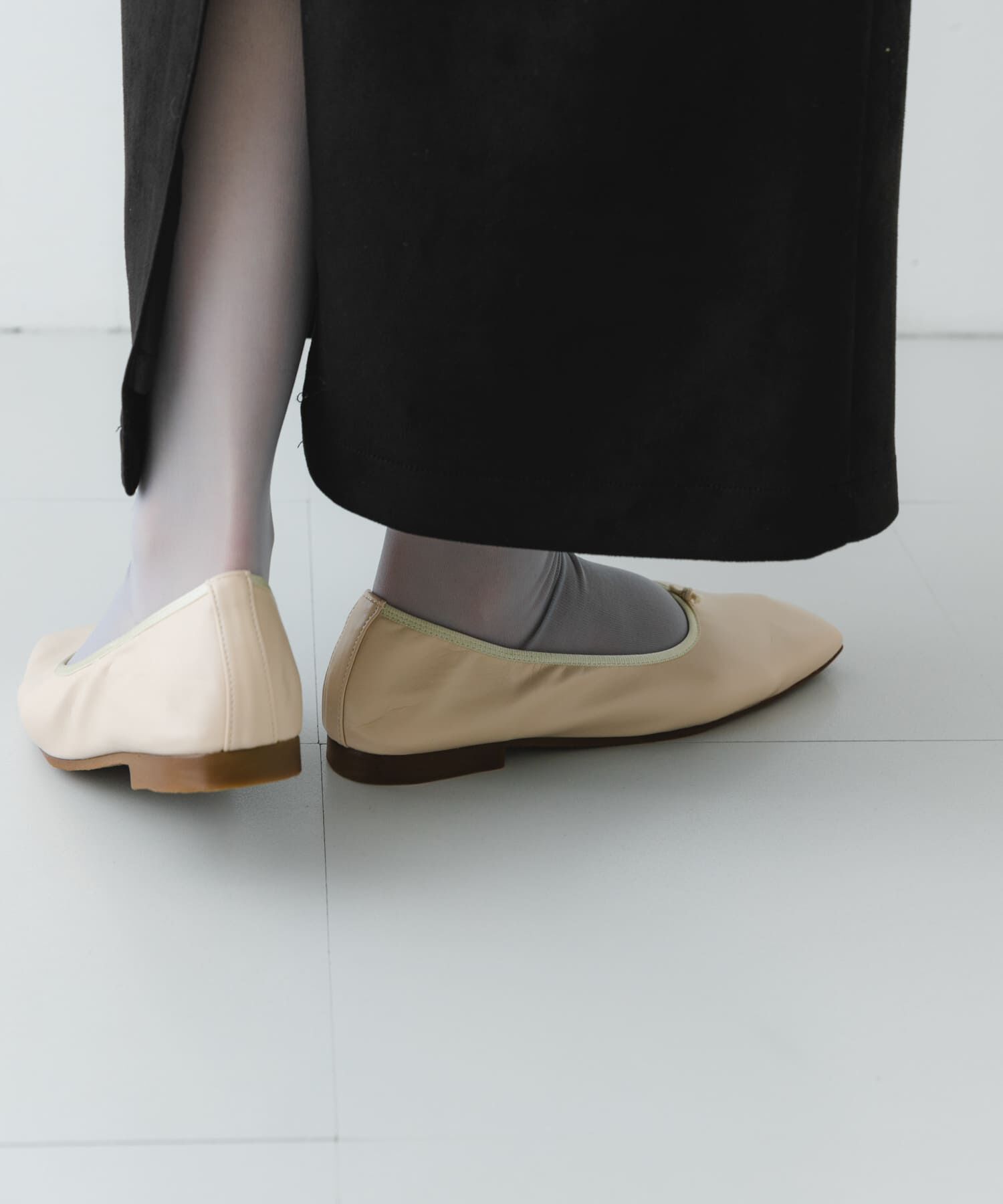 RODE SKO「PIEDI NUDI　SHEER HIGH SOCKS」|ソックス|