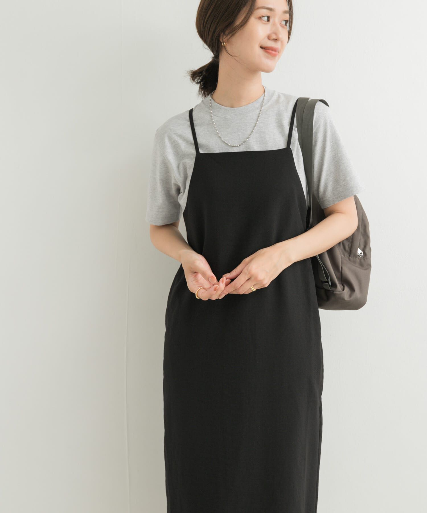 URBAN RESEARCH DOORS「ストレートキャミワンピース」|ワンピース|ブラック