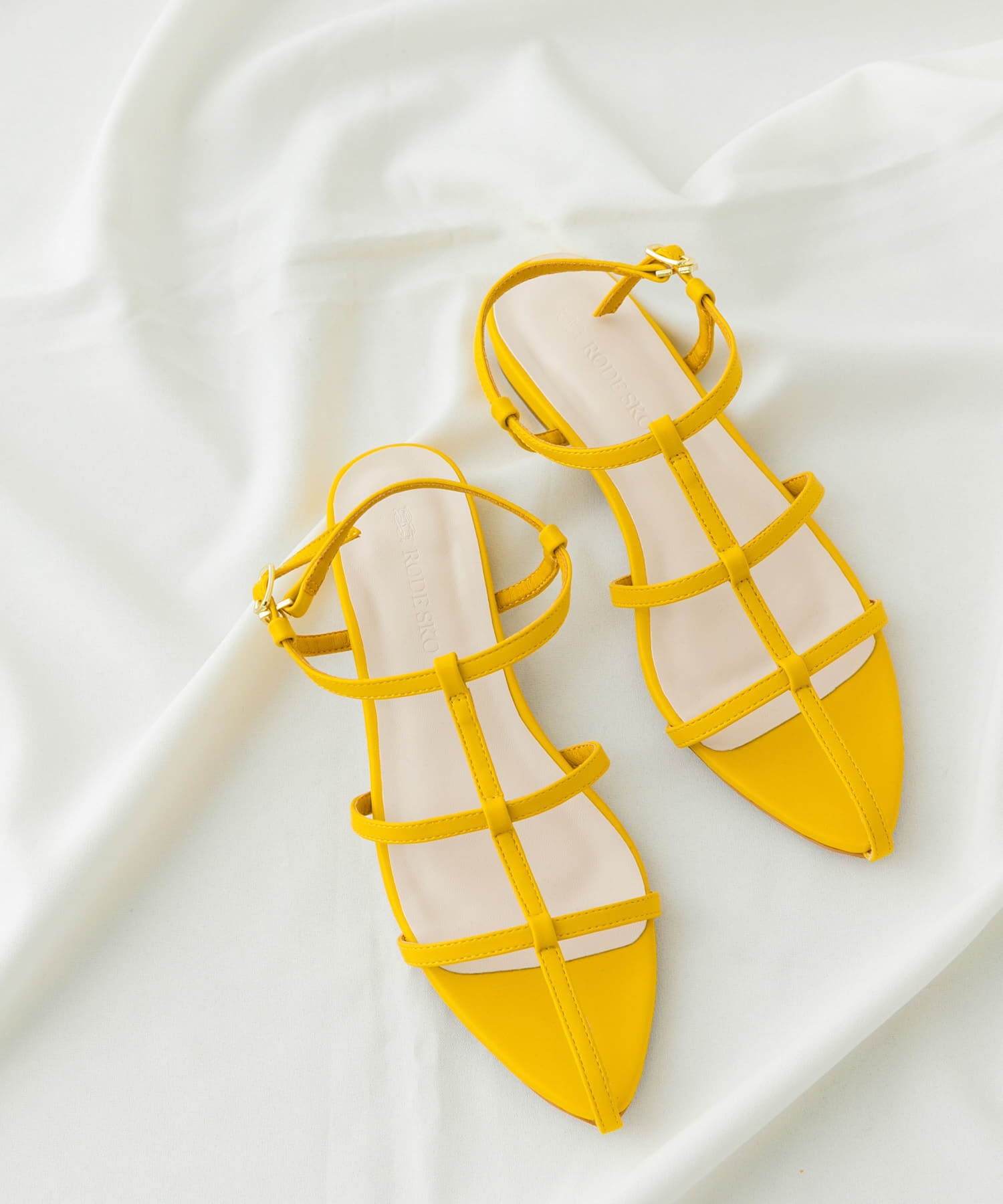 RODE SKO「ナローストラップサンダル」|サンダル|イエロー