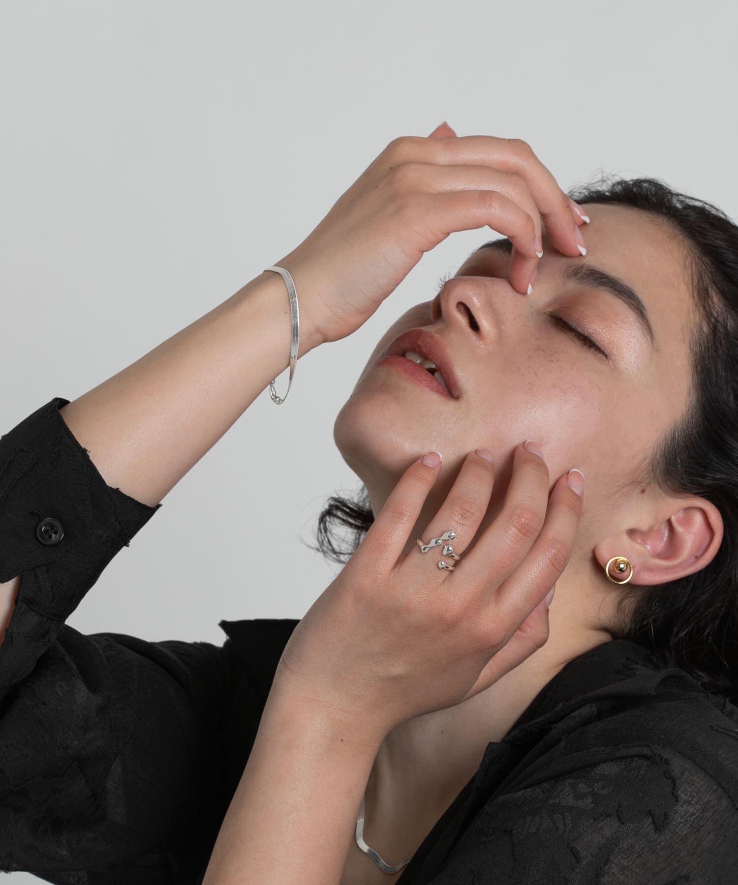 SMELLY「SMELLY so&rsquo;　タイラスネークチェーンブレスレット」|ブレスレット・バングル|